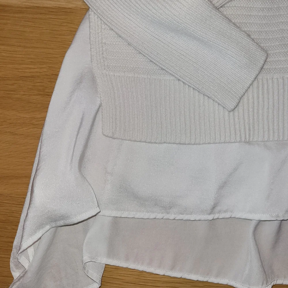 Simply Vera Wang White Double Hem Knit Sweater - Picture 6 of 6